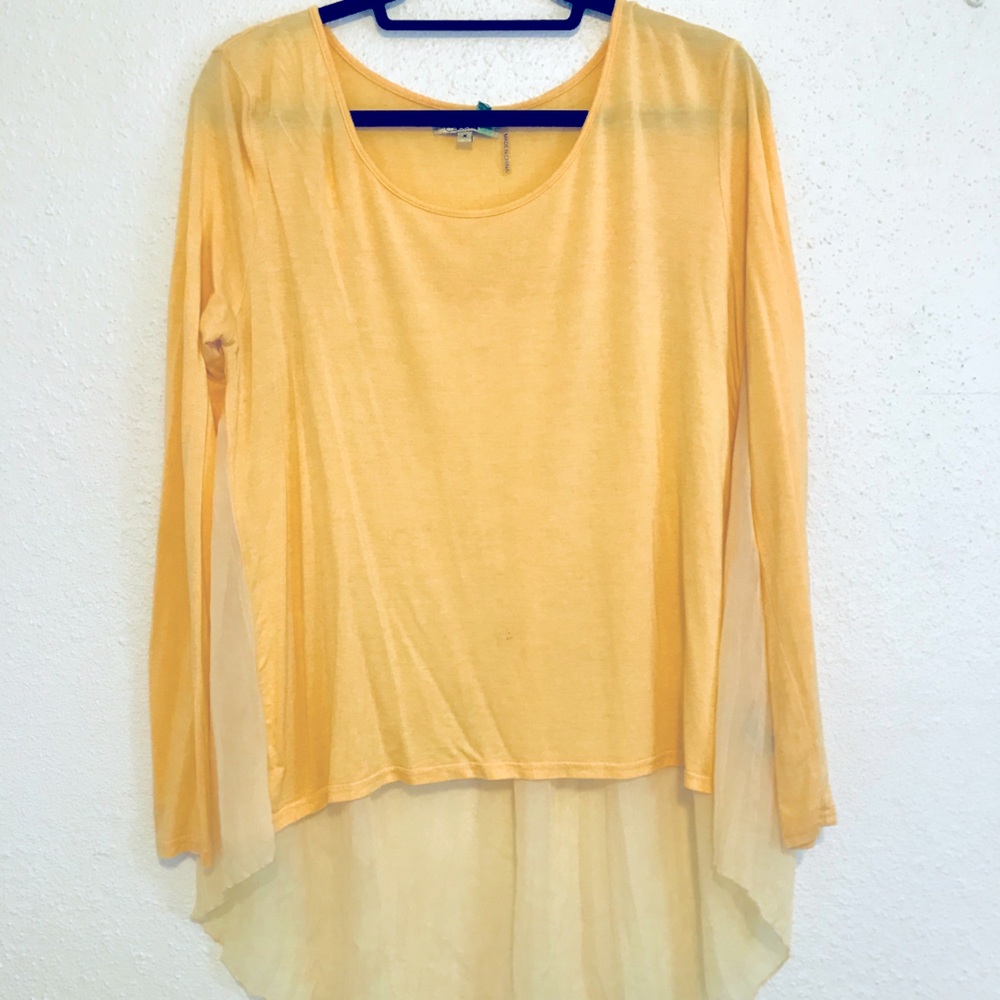 Woman’s Yellow Tunic